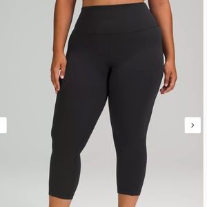 Lululemon Align™ High-Rise Crop 21" SIZE 6